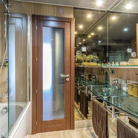 Awesome In With Sauna, Wifi And 2 Bedrooms Apartmán *